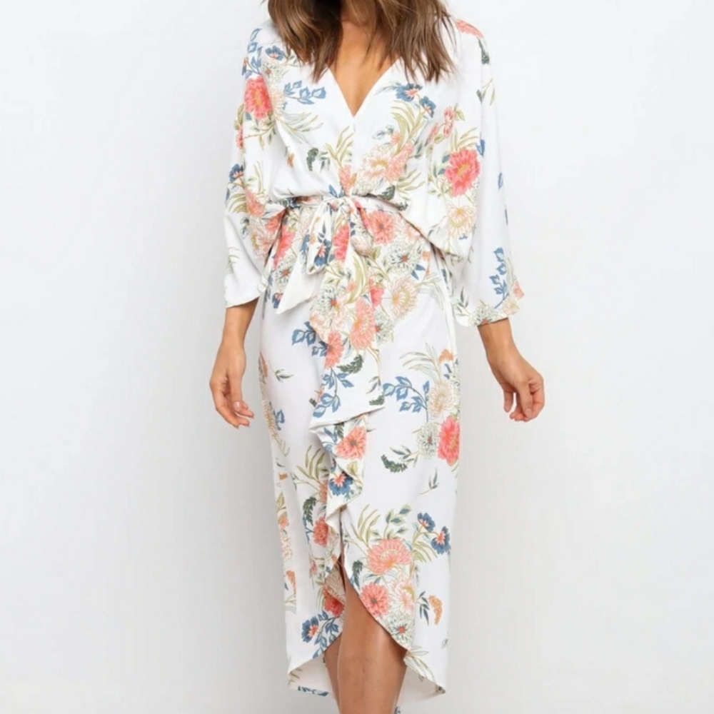 Petal & Pup Prescott Dress in White & Floral - NWT